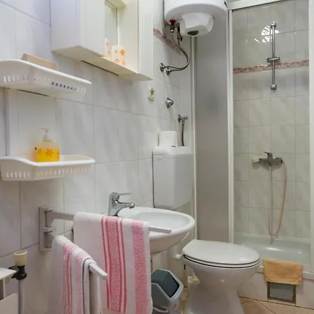 Sunny And Sleek Krk With Balcony 3* Krk Town